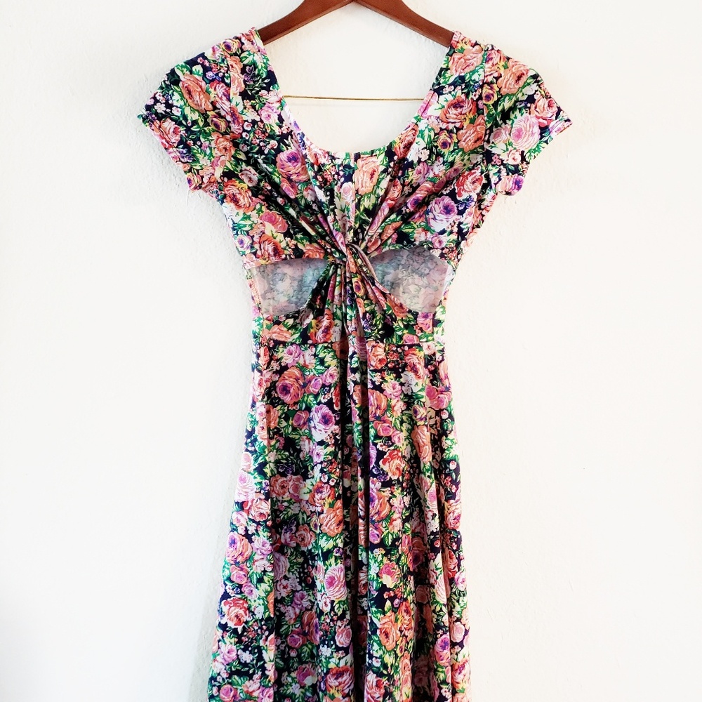 Floral soprano dress NWT